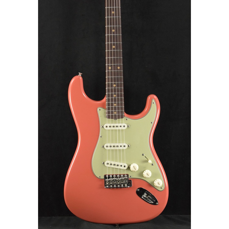 fender-vintage-custom-1959-stratocaster-nos-fiesta-red-3a-rosewood-fingerboard Fender Vintage Custom 1959 Stratocaster NOS Fiesta Red 3A Rosewood Fingerboard