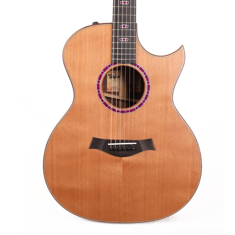 taylor-custom-shop-grand-auditorium-florentine-western-red-cedar-and-laurelwood-2019 Taylor Custom Shop Grand Auditorium Florentine Western Red Cedar and Laurelwood 2019