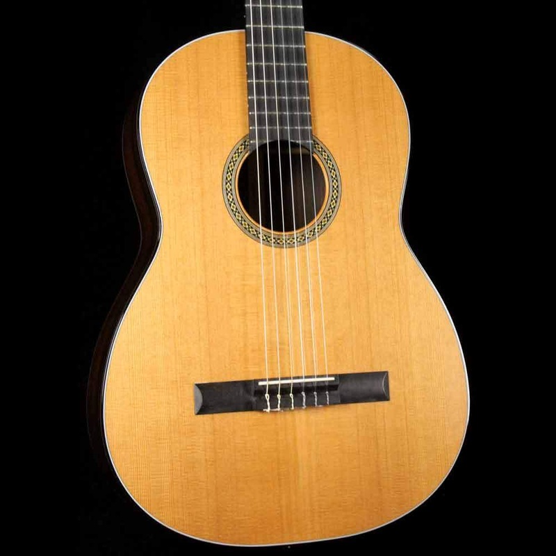 martin-custom-shop-nylon-string-western-red-cedar-top-natural-2016 Martin Custom Shop Nylon String Western Red Cedar Top Natural 2016