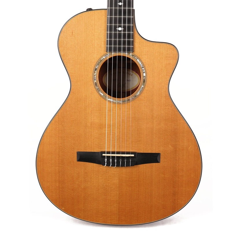 taylor-512ce-n-grand-concert-nylon-string-acoustic-electric-2011 Taylor 512ce-N Grand Concert Nylon String Acoustic-Electric 2011
