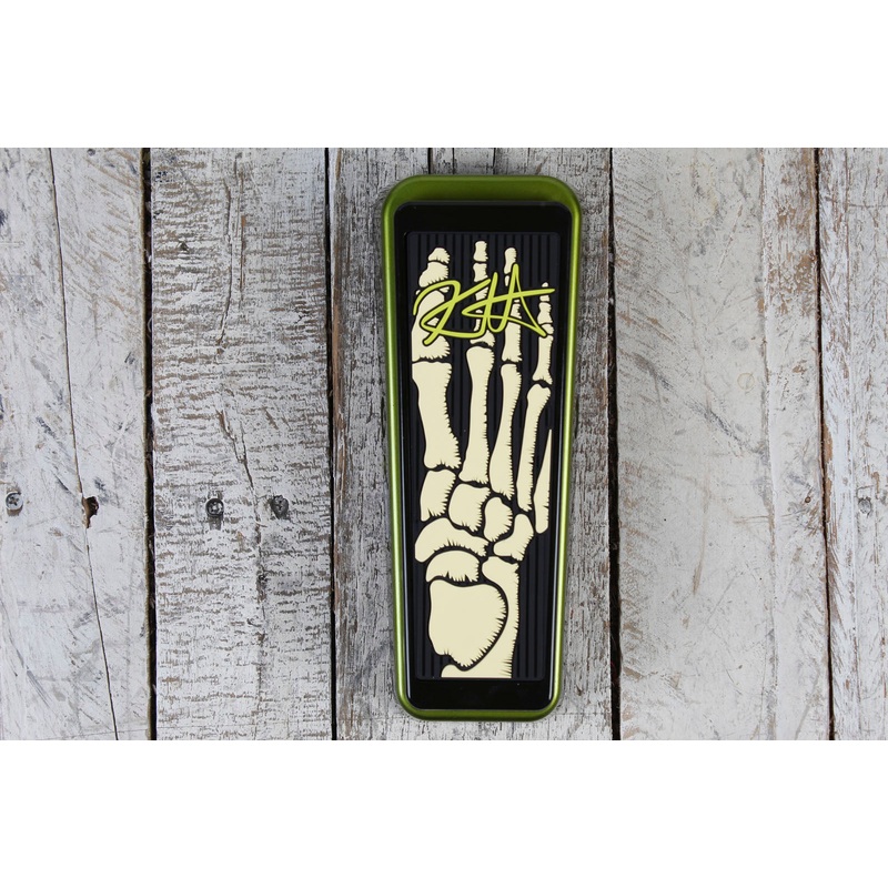 dunlop-kirk-hammett-signature-cry-baby-wah-electric-guitar-effects-pedal-kh95 Dunlop Kirk Hammett Signature Cry Baby Wah Electric Guitar Effects Pedal KH95