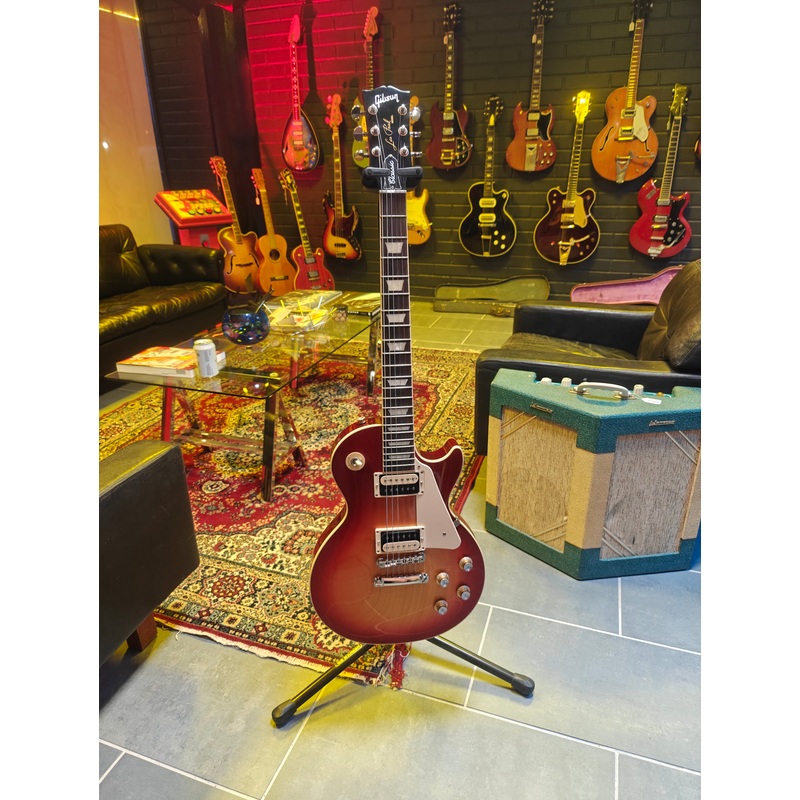 gibson-les-paul-classic-heritage-cherry-sunburst-2022 Gibson Les Paul Classic Heritage Cherry Sunburst 2022