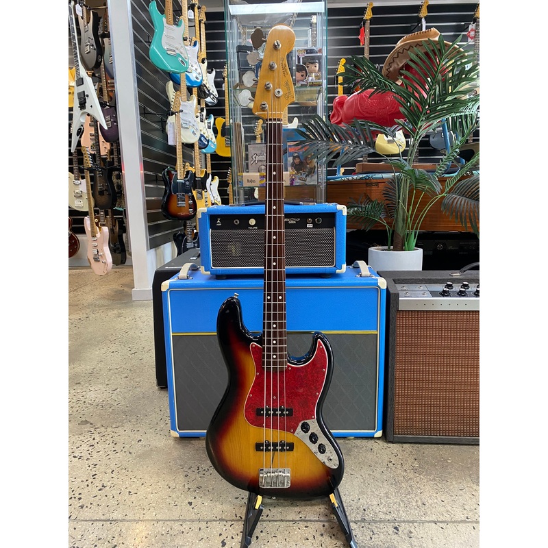 fender-cij-97-2000-jazz-bass-sunburst-w-bag-pre-loved Fender CIJ '97-2000 Jazz Bass Sunburst W/bag ***Pre Loved***