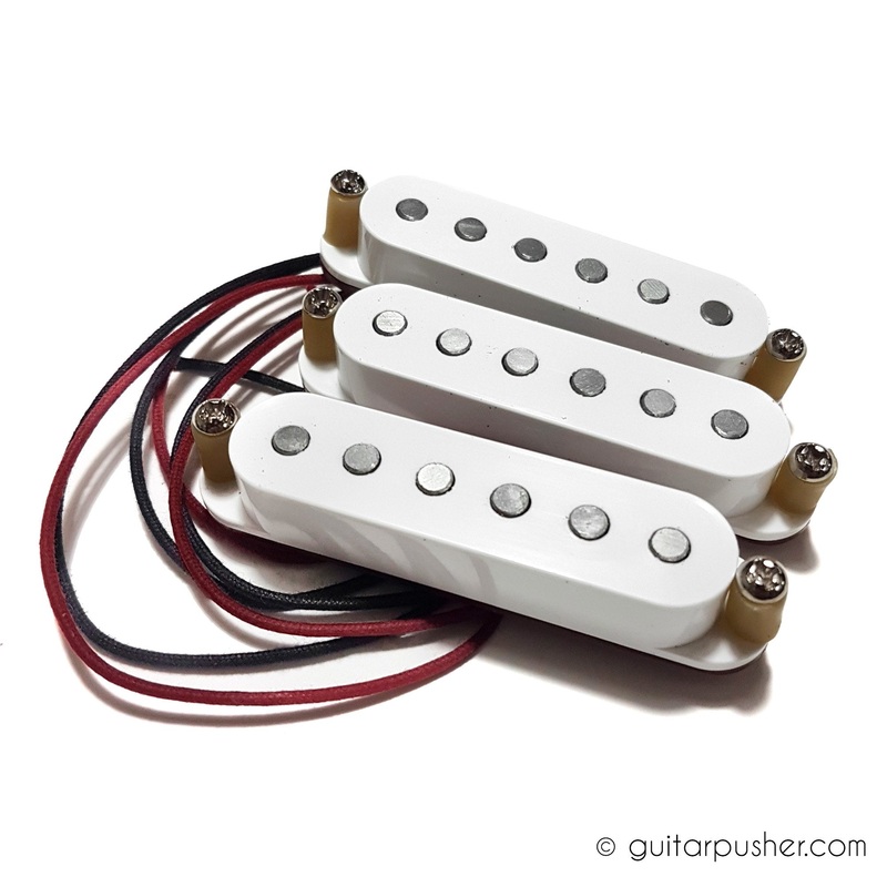bareknuckle-boot-camp-old-guard-vintage-strat-pickup-set-white Bareknuckle Boot Camp Old Guard Vintage Strat Pickup Set - White