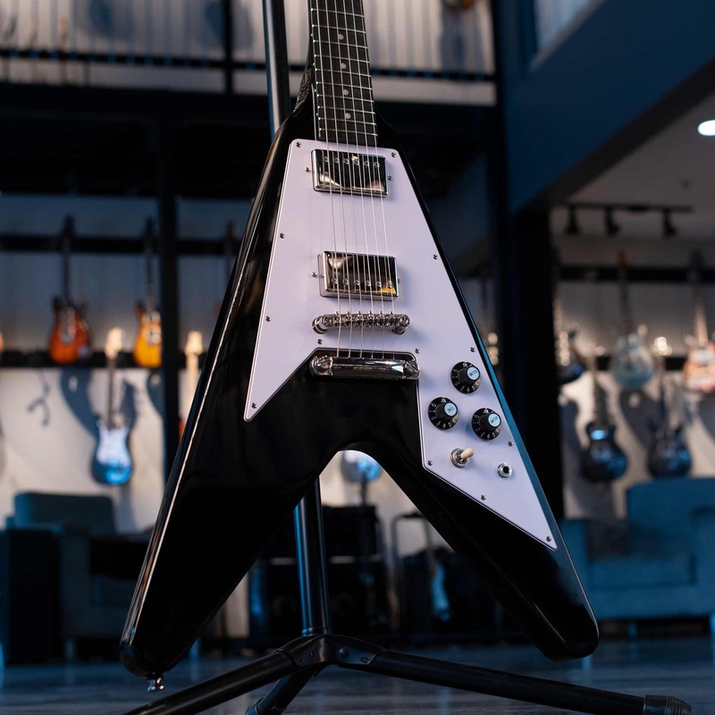 epiphone-flying-v-70s-with-gigbag-ebony EPIPHONE FLYING V 70S WITH GIGBAG - EBONY