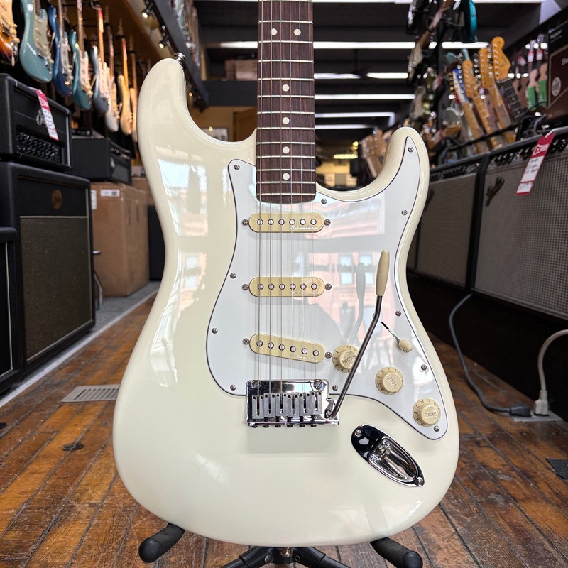 fender-jeff-beck-stratocaster-2023-olympic-white-w-tweed-case Fender Jeff Beck Stratocaster 2023 Olympic White w/Tweed Case