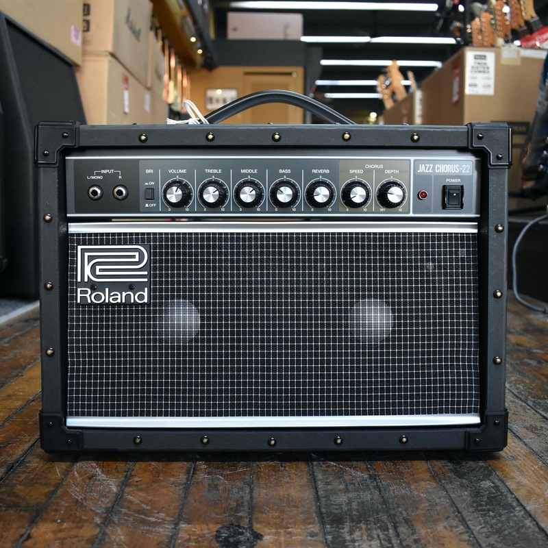 roland-jc-22-jazz-chorus-30-watt-2-x-6-5-inch-stereo-combo-amp-2025 Roland JC-22 Jazz Chorus 30-watt 2 x 6.5-inch Stereo Combo Amp 2025