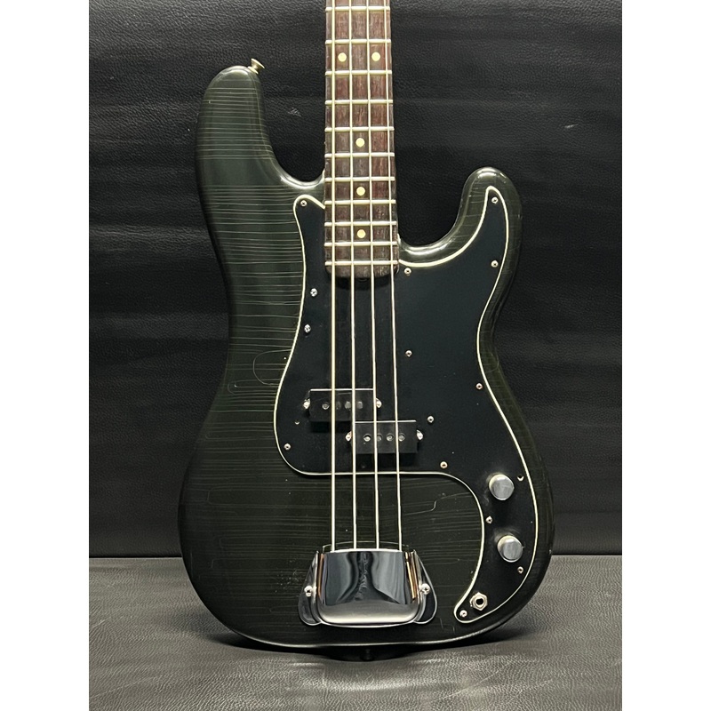 fender-1977-precision-bass-pre-owned Fender 1977 Precision Bass (PRE-OWNED)