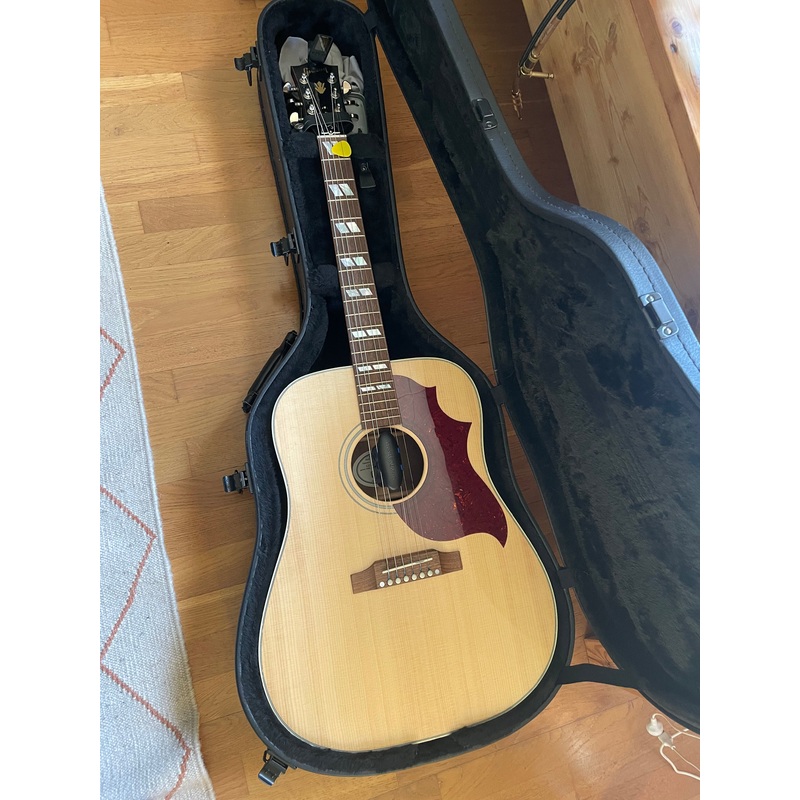 gibson-hummingbird-studio-walnut-2021 Gibson Hummingbird Studio Walnut 2021