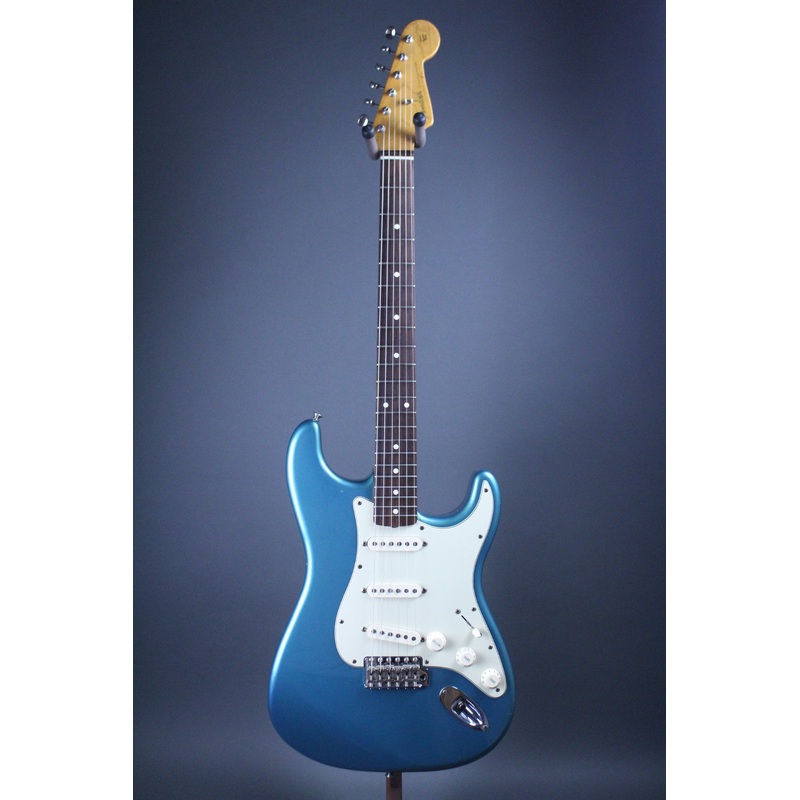 2002-fender-classic-60-s-stratocaster-lake-placid-blue 2002 Fender Classic 60's Stratocaster Lake Placid Blue