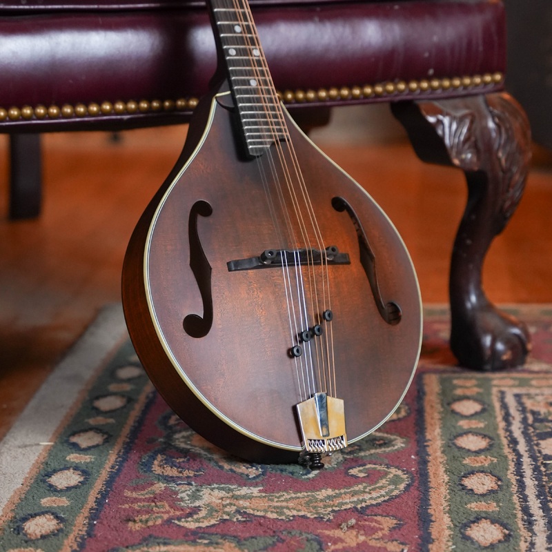 eastman-md305l-left-handed-spruce-maple-a-style-hand-carved-mandolin-4951 Eastman MD305L Left-Handed Spruce/Maple A-Style Hand-Carved Mandolin #4951