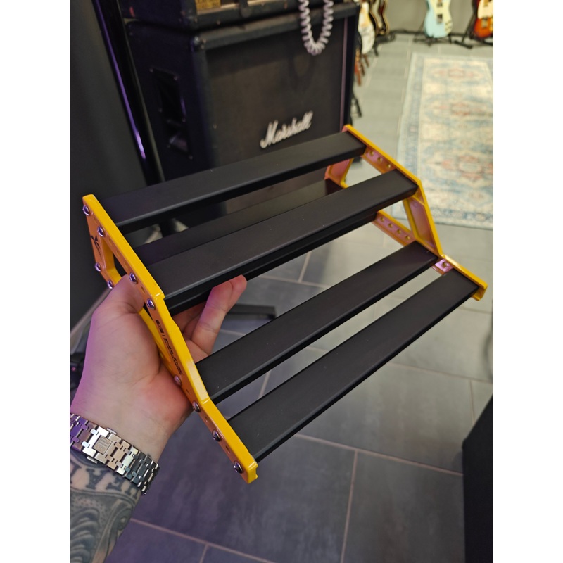 nux-s-bumblebee-pedalboard Nux S Bumblebee Pedalboard