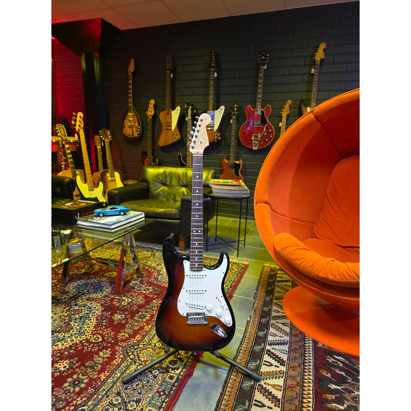 fender-american-standard-stratocaster-2011 Fender American Standard Stratocaster 2011