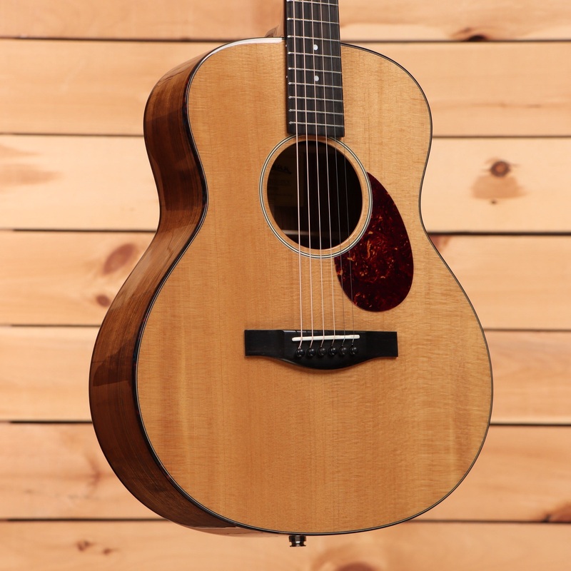 eastman-actg2e-dlx-natural Eastman ACTG2E-DLX - Natural