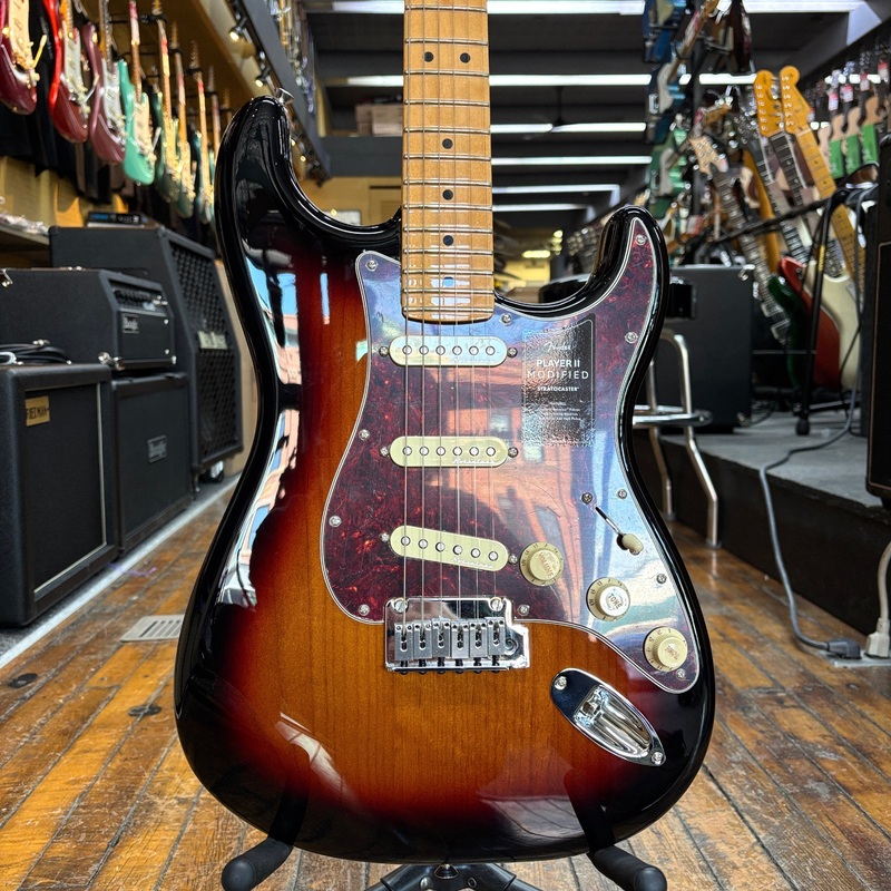 fender-player-ii-modified-stratocaster-electric-guitar-3-tone-sunburst-w-padded-gig-bag Fender Player II Modified Stratocaster Electric Guitar 3-Tone Sunburst w/Padded Gig Bag
