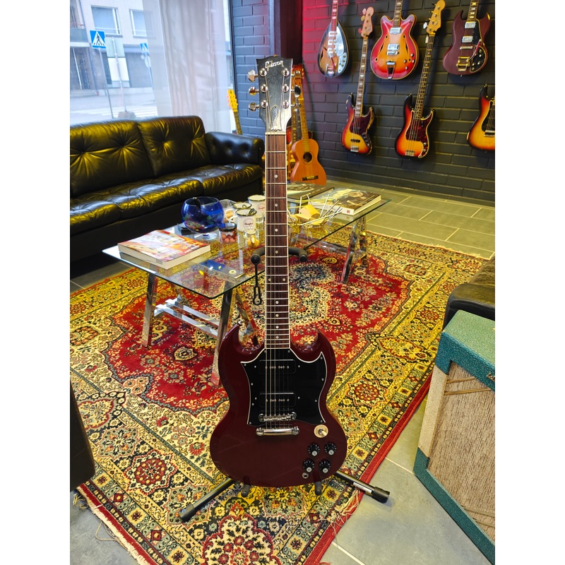 gibson-sg-classic-2016 Gibson SG Classic 2016