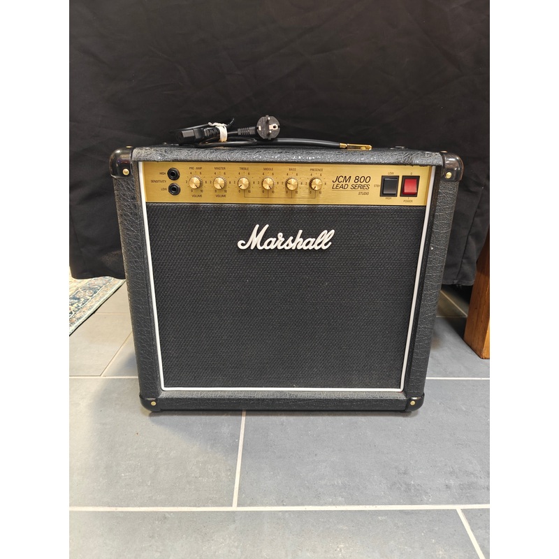 marshall-studio-classic-sc20c-jcm-800-lead-series-20-watt-1x10 Marshall Studio Classic SC20C "JCM 800 Lead Series" 20-Watt 1x10"