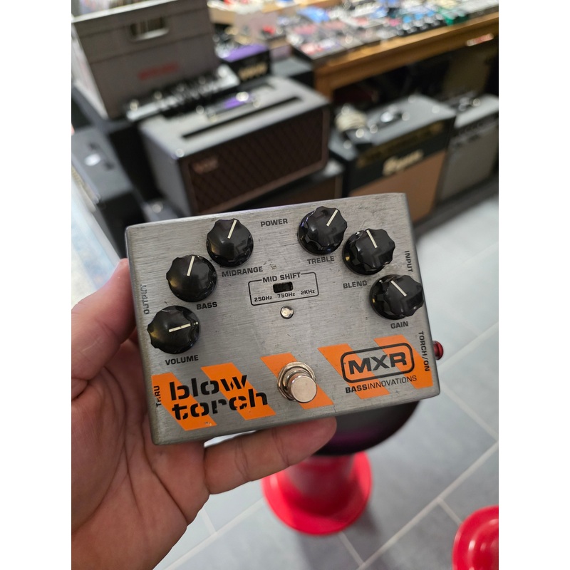 mxr-blow-torch-bass-distortion MXR Blow Torch Bass Distortion
