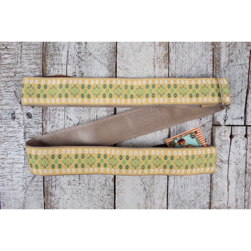 henry-heller-2-inch-vintage-deluxe-jacuard-guitar-strap-with-premium-leather-ends-yellow Henry Heller 2 Inch Vintage Deluxe Jacuard Guitar Strap with Premium Leather Ends Yellow