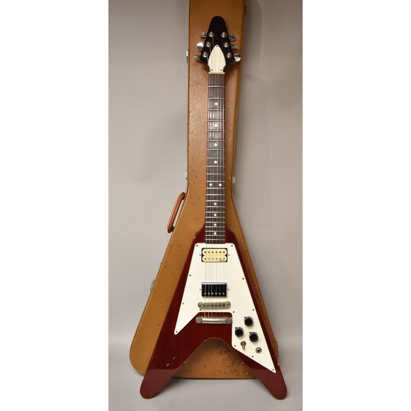 1981-aria-pro-fv-650-flying-v-cherry-red-mij-w-ohsc-like-van-halen 1981 Aria Pro FV-650 Flying V Cherry Red MIJ w/OHSC Like Van Halen