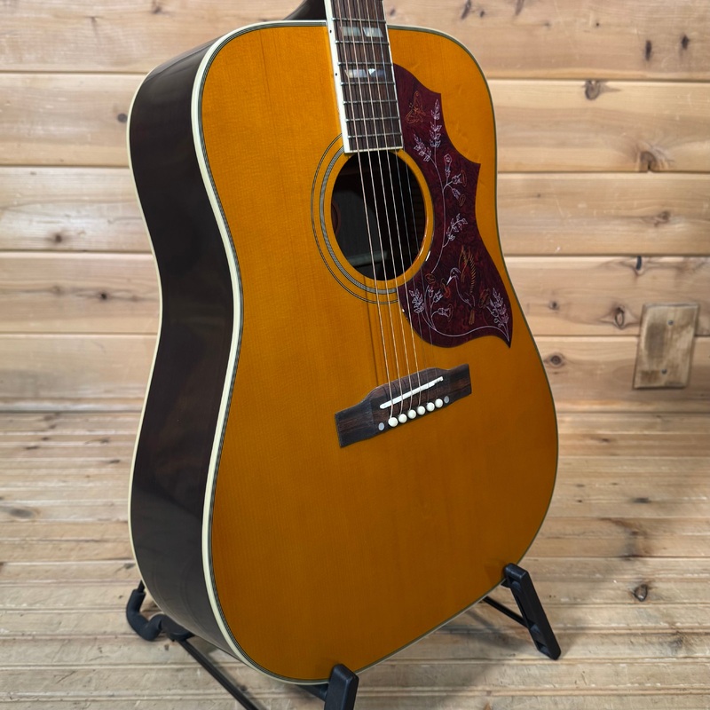 epiphone-hummingbird-acoustic-guitar-aged-natural-antique Epiphone Hummingbird Acoustic Guitar - Aged Natural Antique