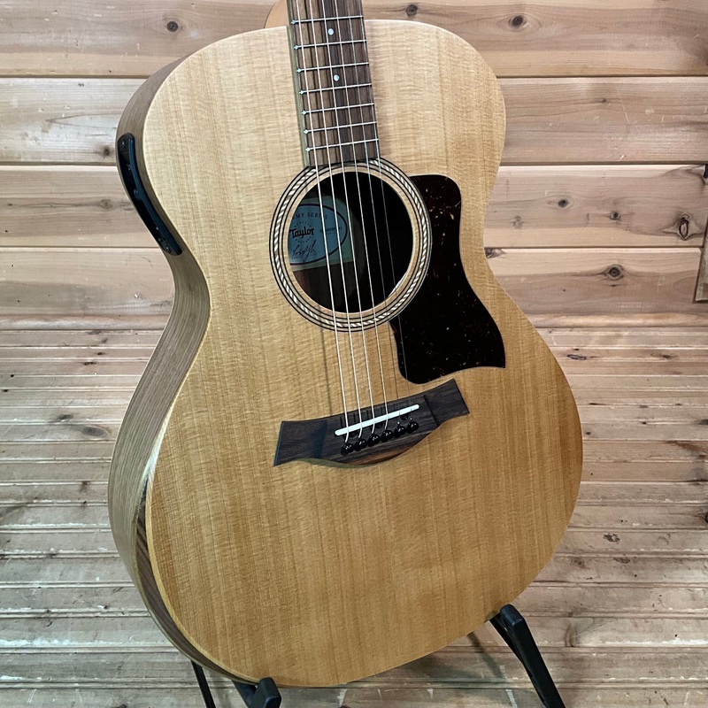 taylor-academy-12e-acoustic-guitar-demo-natural Taylor Academy 12e Acoustic Guitar DEMO - Natural