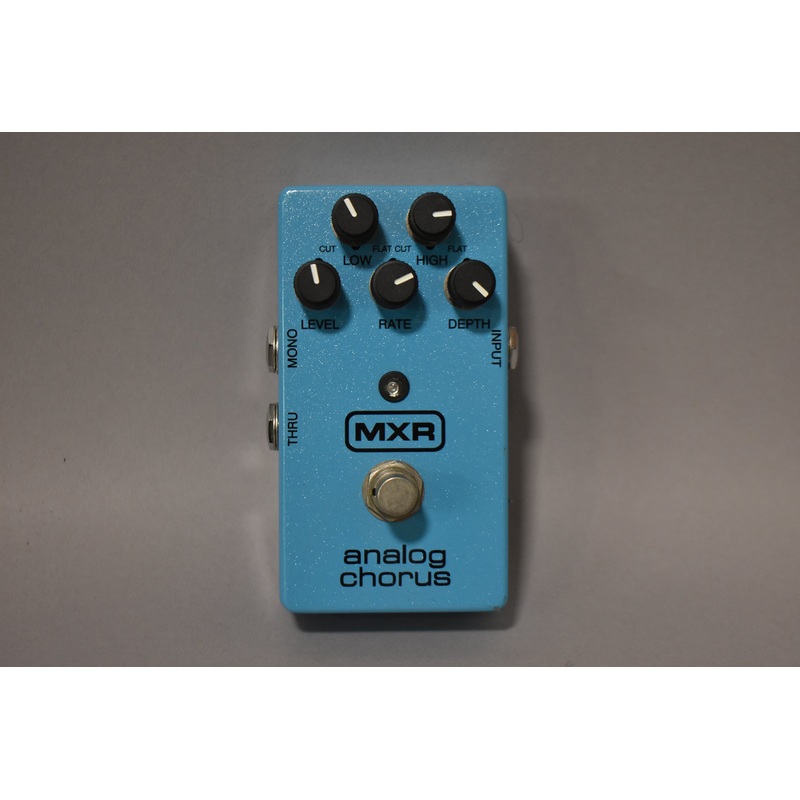 mxr-m234-analog-chorus-effects-pedal-blue MXR M234 Analog Chorus Effects Pedal Blue