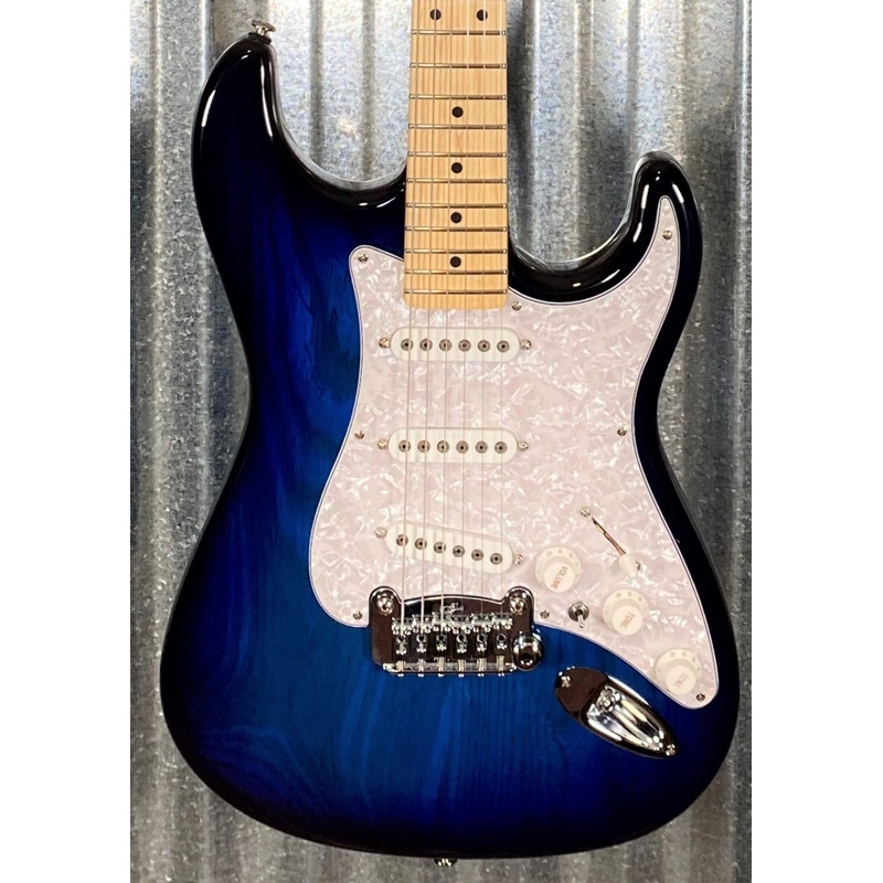 g-l-usa-fullerton-deluxe-s-500-blueburst-guitar-bag-s500-2135 G&L USA Fullerton Deluxe S-500 Blueburst Guitar & Bag S500 #2135