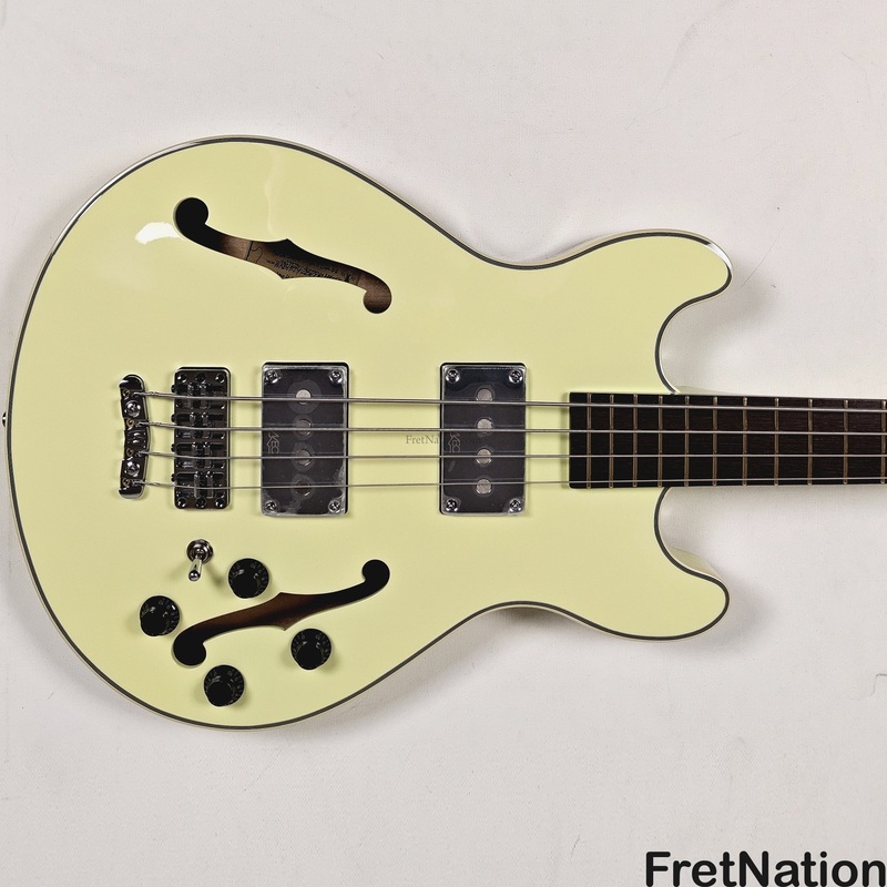 warwick-rockbass-star-bass-4-string-bass-solid-creme-white-32-scale-8-34lbs-569789-25 Warwick RockBass Star Bass 4-String Bass Solid Creme White 32" Scale 8.34lbs #569789-25