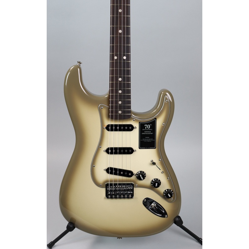fender-70th-anniversary-antigua-stratocaster Fender 70th Anniversary Antigua Stratocaster