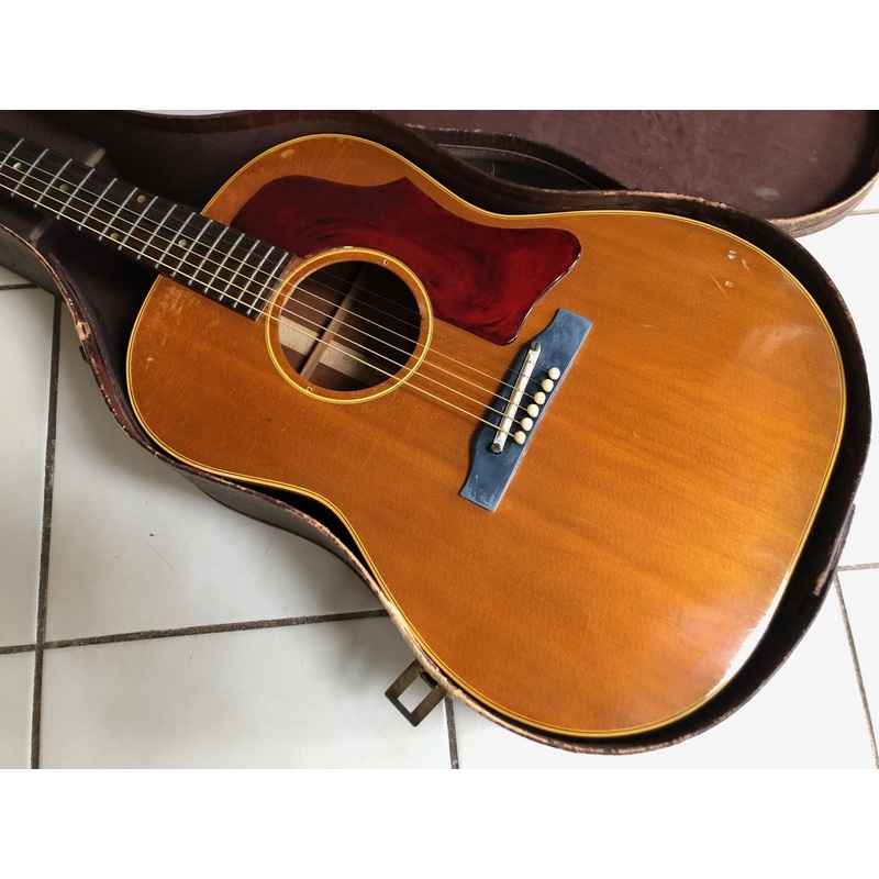 vintage-1967-gibson-b-25-natural-acoustic-guitar-and-case Vintage 1967 Gibson B-25 Natural Acoustic Guitar and Case