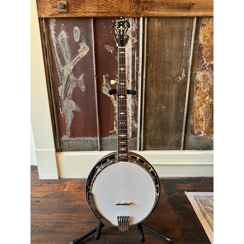 ob-150rf-orange-blossom-radiused-banjo-with-case OB-150RF: Orange Blossom Radiused Banjo with Case