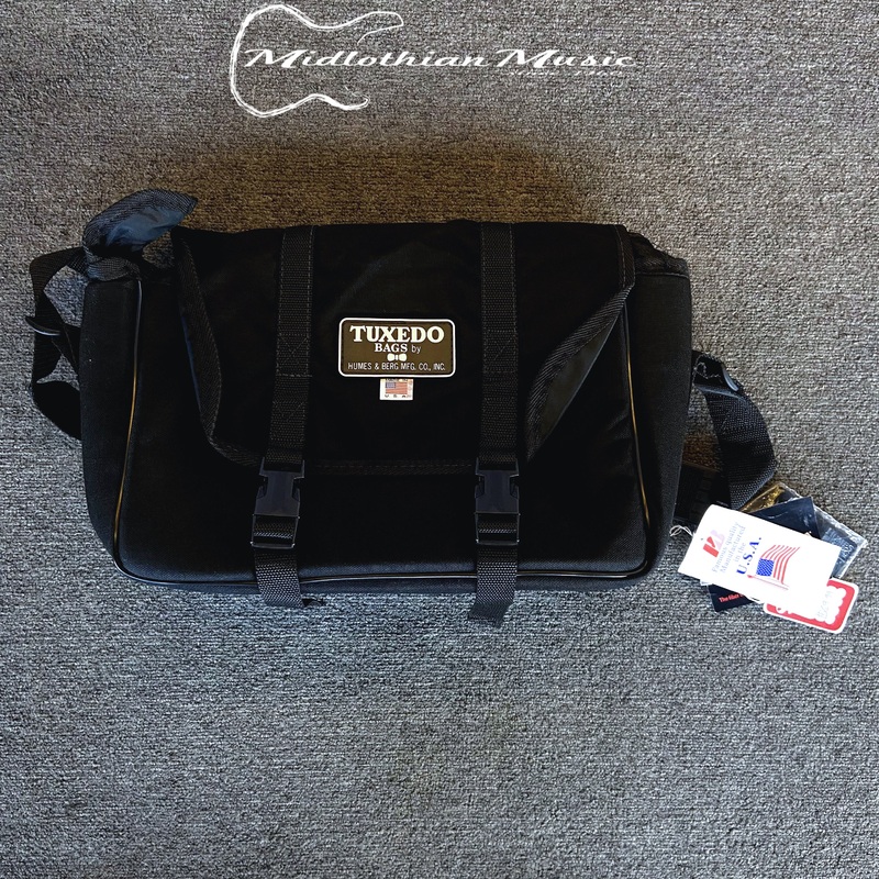 tuxedo-bags-by-humes-berg-clarinet-carry-case-w-accessory-pouch-black-finish Tuxedo Bags By Humes & Berg - Clarinet Carry Case w/Accessory Pouch - Black Finish
