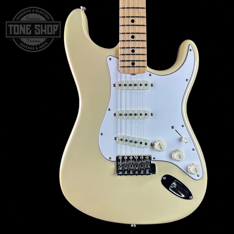 fender-custom-shop-1968-stratocaster-dlx-closet-classic-maple-neck-aged-vintage-white-w-case-cz578539 Fender Custom Shop 1968 Stratocaster DLX Closet Classic Maple Neck Aged Vintage White w/case CZ578539