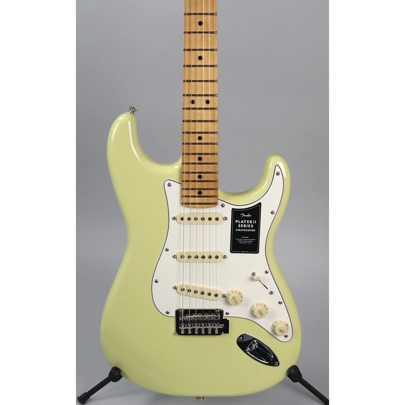 amp-bundle-fender-player-ii-stratocaster-hialeah-yellow-fender-mustang-lt25-amplifier Amp Bundle Fender Player II Stratocaster Hialeah Yellow + Fender Mustang LT25 Amplifier