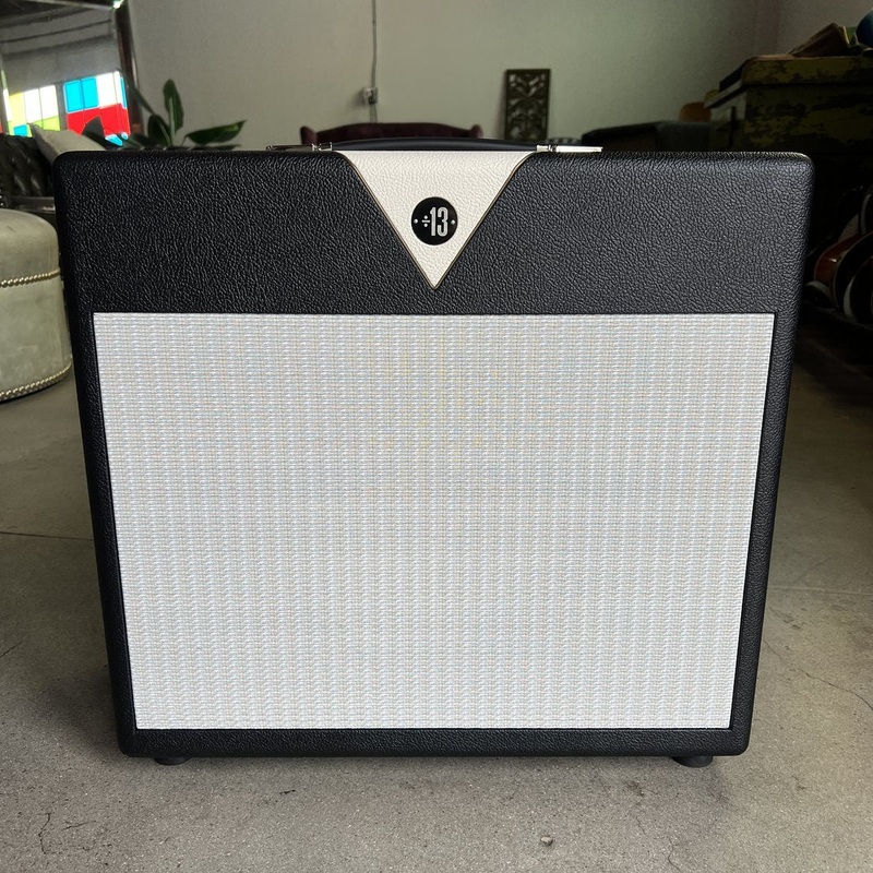 divided-by-13-ccc-9-15-combo-black-bronco-tolex-cream-v Divided by 13 CCC 9/15 Combo - Black Bronco Tolex / Cream V