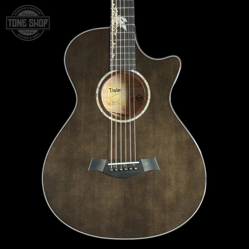 taylor-custom-grand-concert-12-fret-transparent-black-w-case Taylor Custom Grand Concert 12-Fret Transparent Black w/case