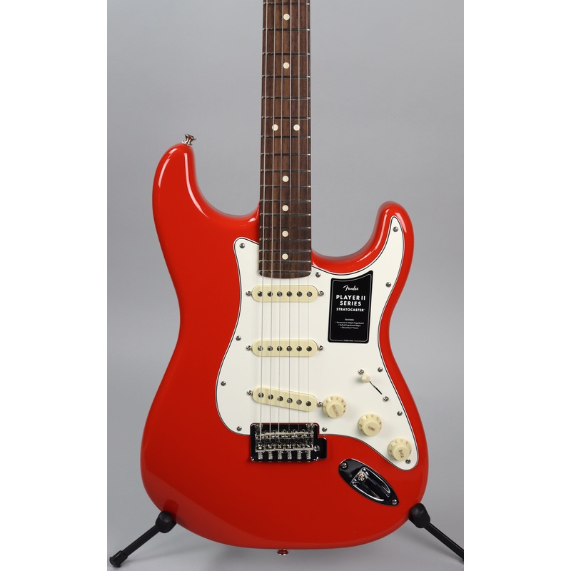 amp-bundle-fender-player-ii-stratocaster-coral-red-fender-mustang-lt25-amplifier Amp Bundle Fender Player II Stratocaster Coral Red + Fender Mustang LT25 Amplifier