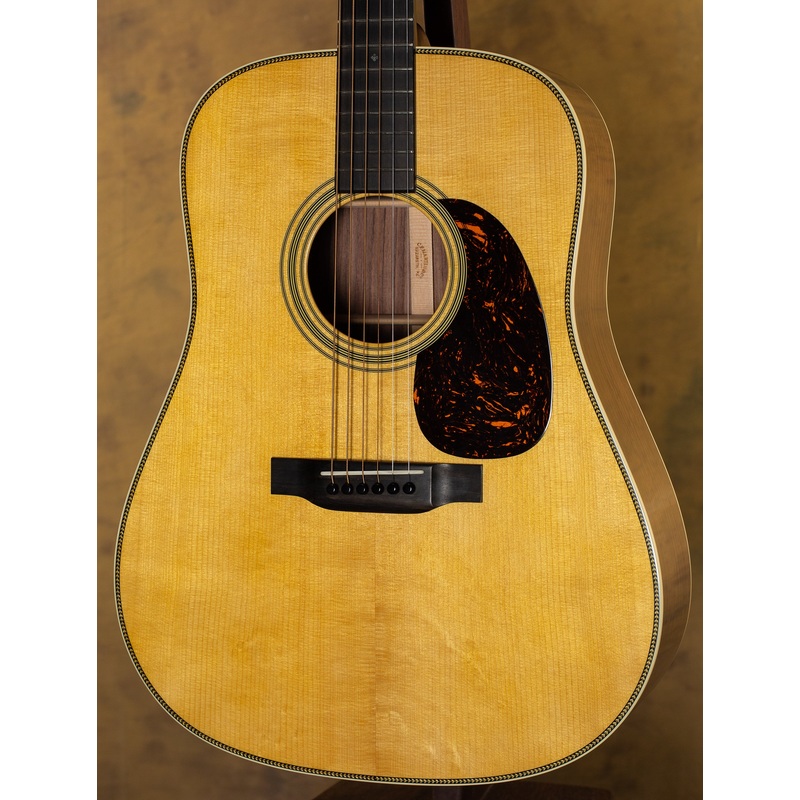 martin-custom-shop-dreadnought-28-style-adirondack-top-bracing Martin Custom Shop Dreadnought 28 Style Adirondack Top & Bracing