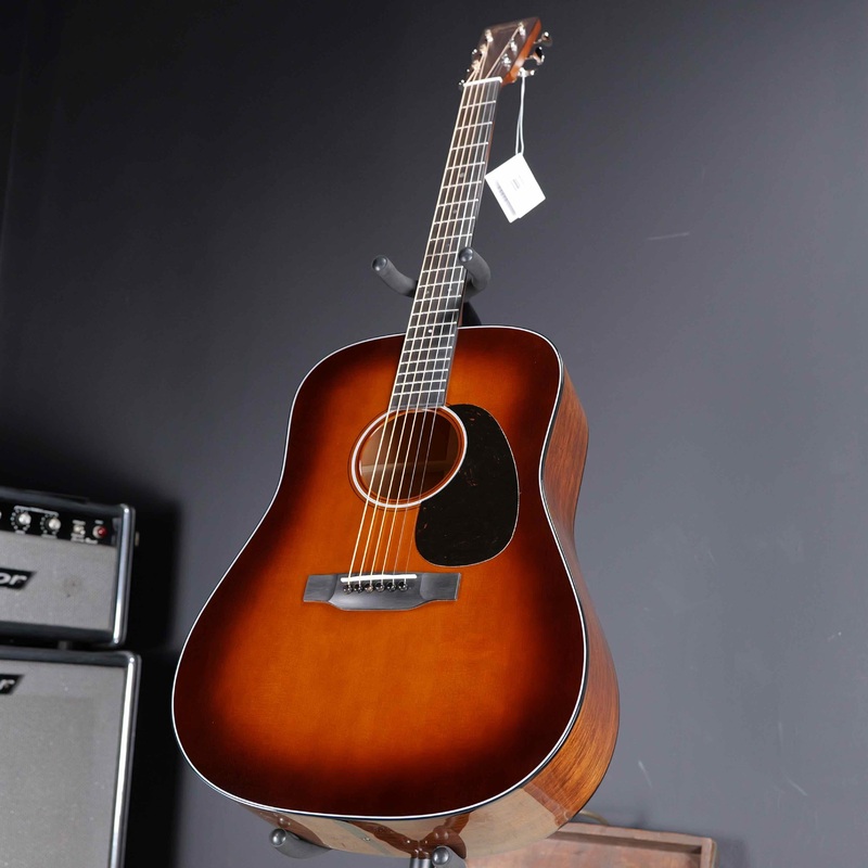 martin-d-18-gloss-1933-ambertone Martin D-18 Gloss 1933 Ambertone