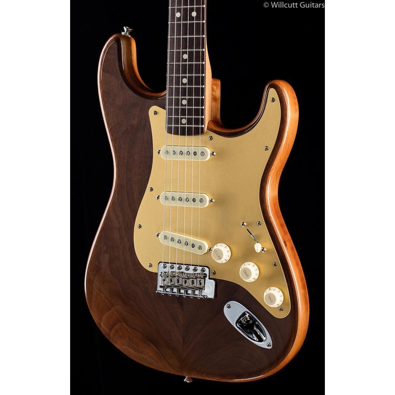 fender-american-custom-ltd-walnut-roasted-stratocaster-923 Fender American Custom Ltd. Walnut Roasted Stratocaster (923)