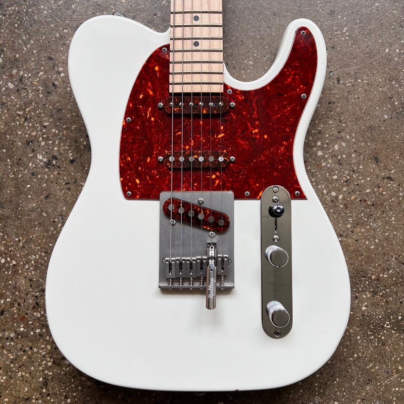 gj2-grover-jackson-usa-hellhound-2010s-antique-white GJ2 Grover Jackson USA Hellhound 2010s - Antique White