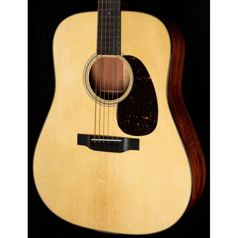 martin-custom-shop-willcutt-exclusive-dreadnought-18-style-flamed-mahogany-adirondack-533 Martin Custom Shop Willcutt Exclusive Dreadnought 18 Style Flamed Mahogany/Adirondack (533)