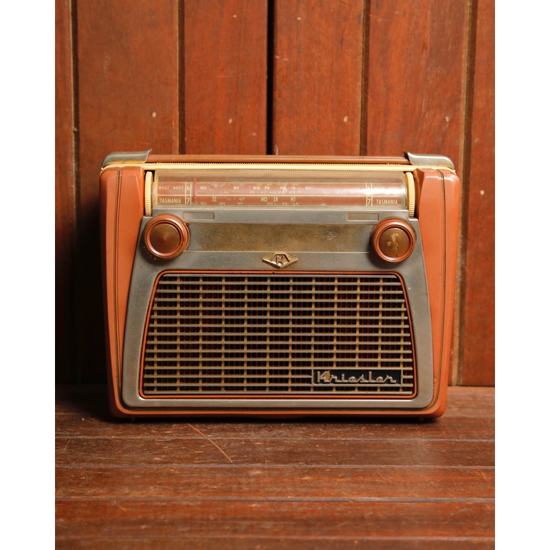 small-island-amps-vintage-modified-radio-amplifier Small Island Amps Vintage Modified Radio Amplifier