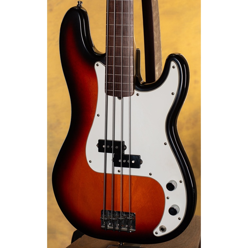 1995-fender-american-standard-precision-bass-fretless-sunburst 1995 Fender American Standard Precision Bass Fretless Sunburst