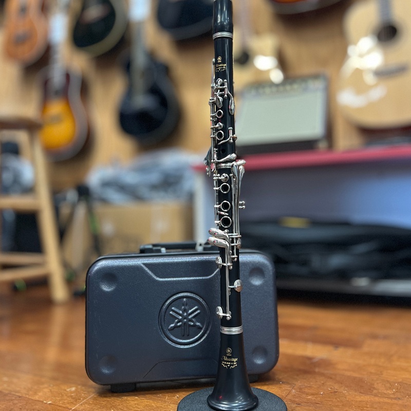 used-yamaha-ycl-200ad-ii-advantage-clarinet-outfit-m98272 USED Yamaha YCL-200AD II Advantage Clarinet Outfit (M98272)