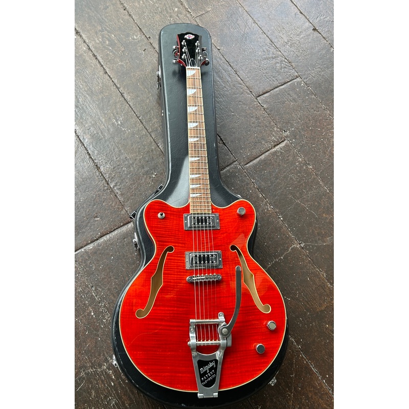 eastwood-classic-6-deluxe-semi-hollow-with-bigsby Eastwood Classic 6 Deluxe Semi-Hollow with Bigsby