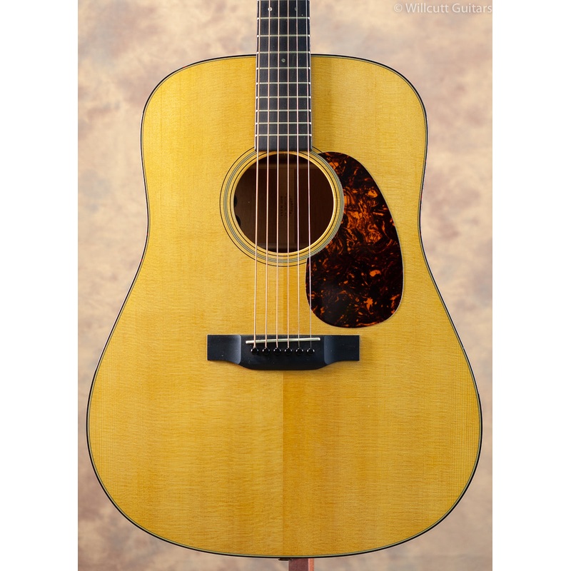 martin-custom-shop-d-18-matrix-infinity-used-909 Martin Custom Shop D-18 Matrix Infinity USED (909)