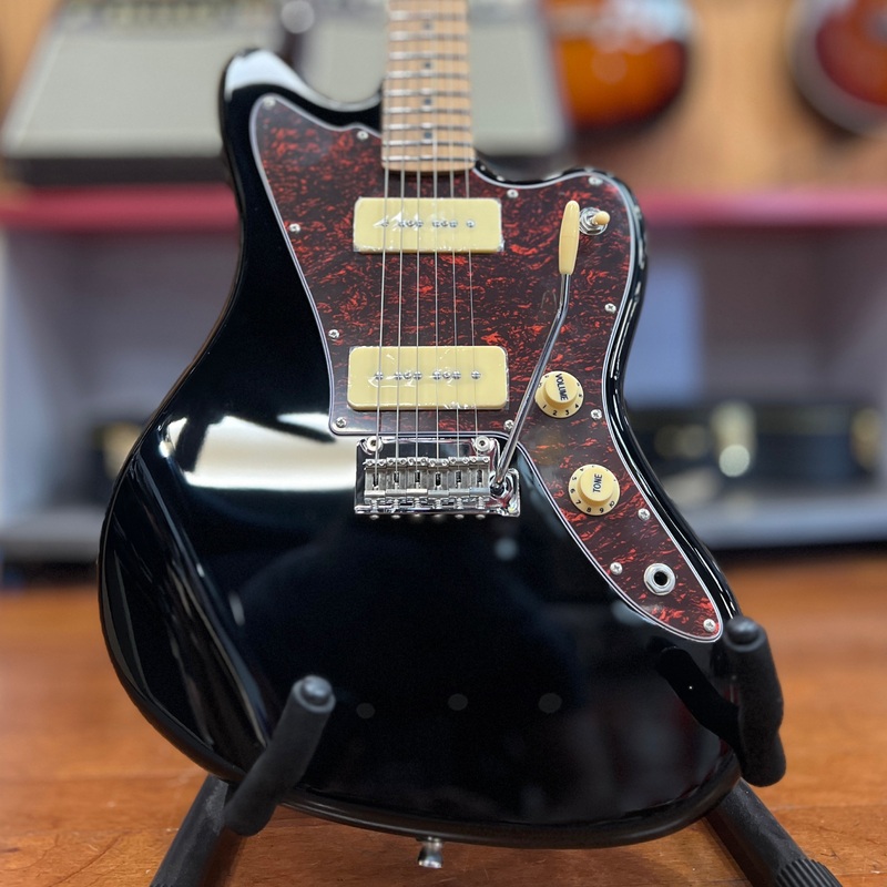 jet-guitars-jj-300-p90-bk-jaguar-style-electric-guitar-black-roasted-maple-neck JET Guitars JJ-300 P90 BK Jaguar-style Electric Guitar, Black, Roasted Maple Neck