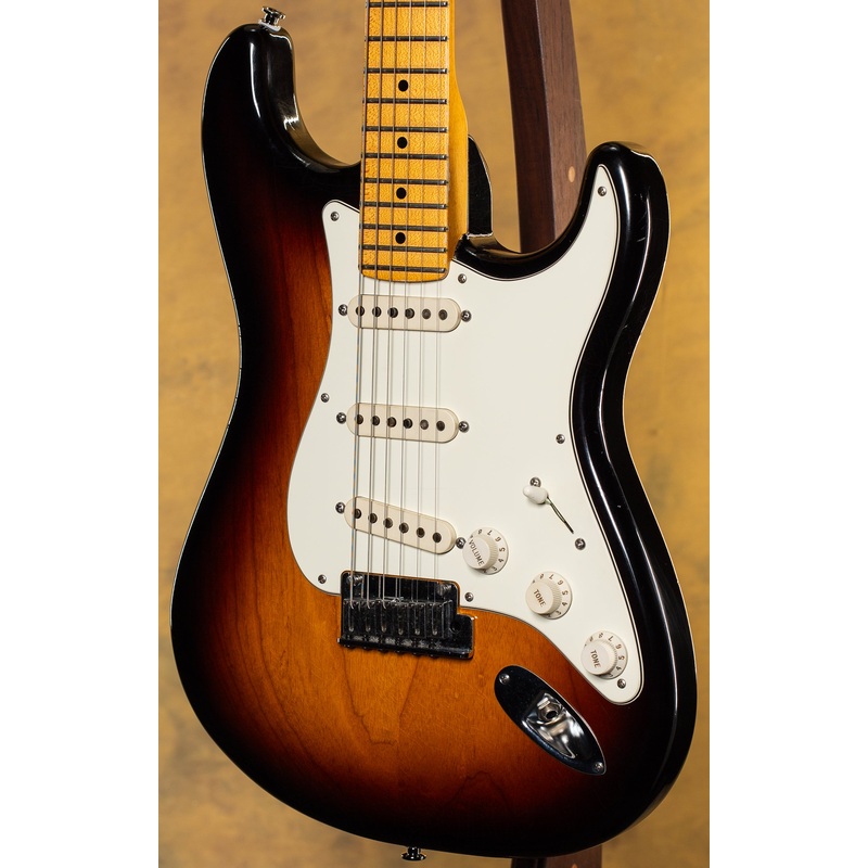 2012-fender-custom-shop-stratocaster-pro-closet-classic-sunburst-abigail-ybarra-red-hots 2012 Fender Custom Shop Stratocaster Pro Closet Classic Sunburst Abigail Ybarra Red Hots